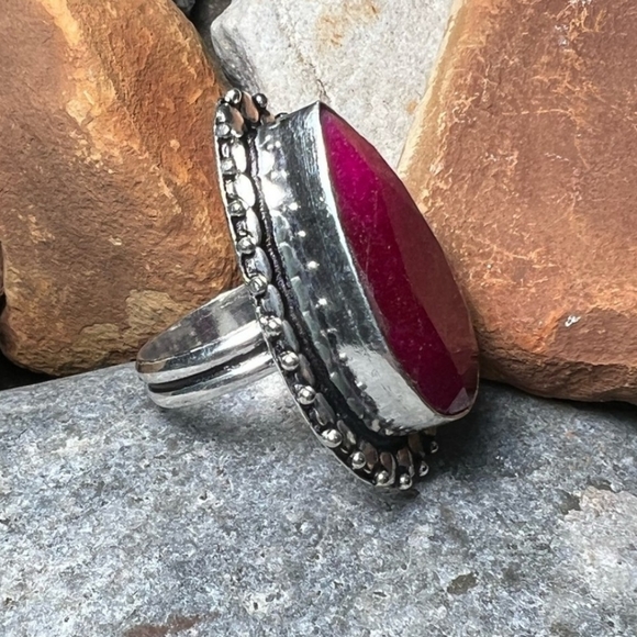 Custom faceted ruby ring red size 9.25 beautiful for your index finger. - Picture 2 of 6